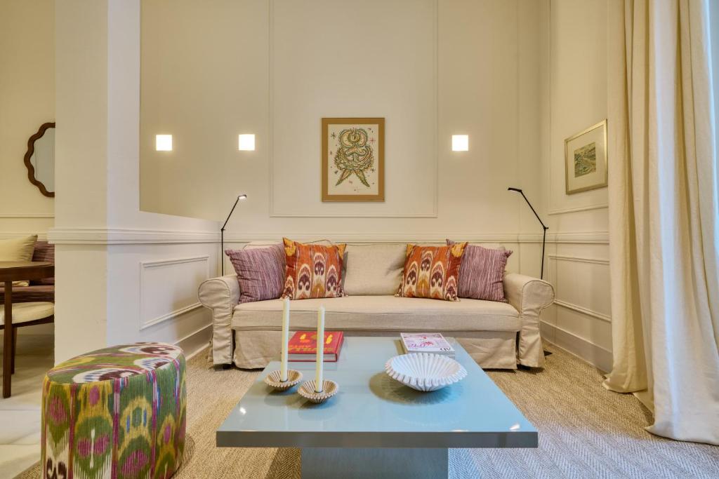 Adriano by Home at Homes