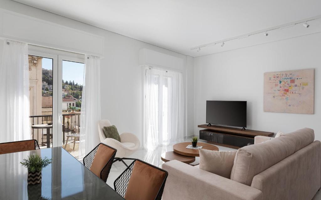 Athenian Acropolis Residence