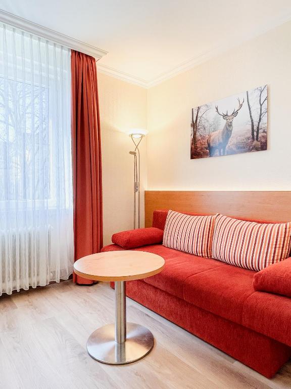 Hotel Kriemhild am Hirschgarten - 9