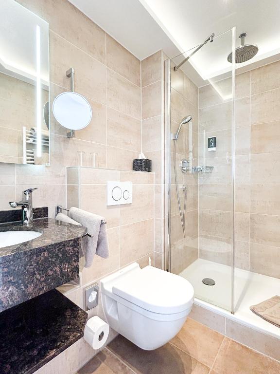 Hotel Kriemhild am Hirschgarten - 10