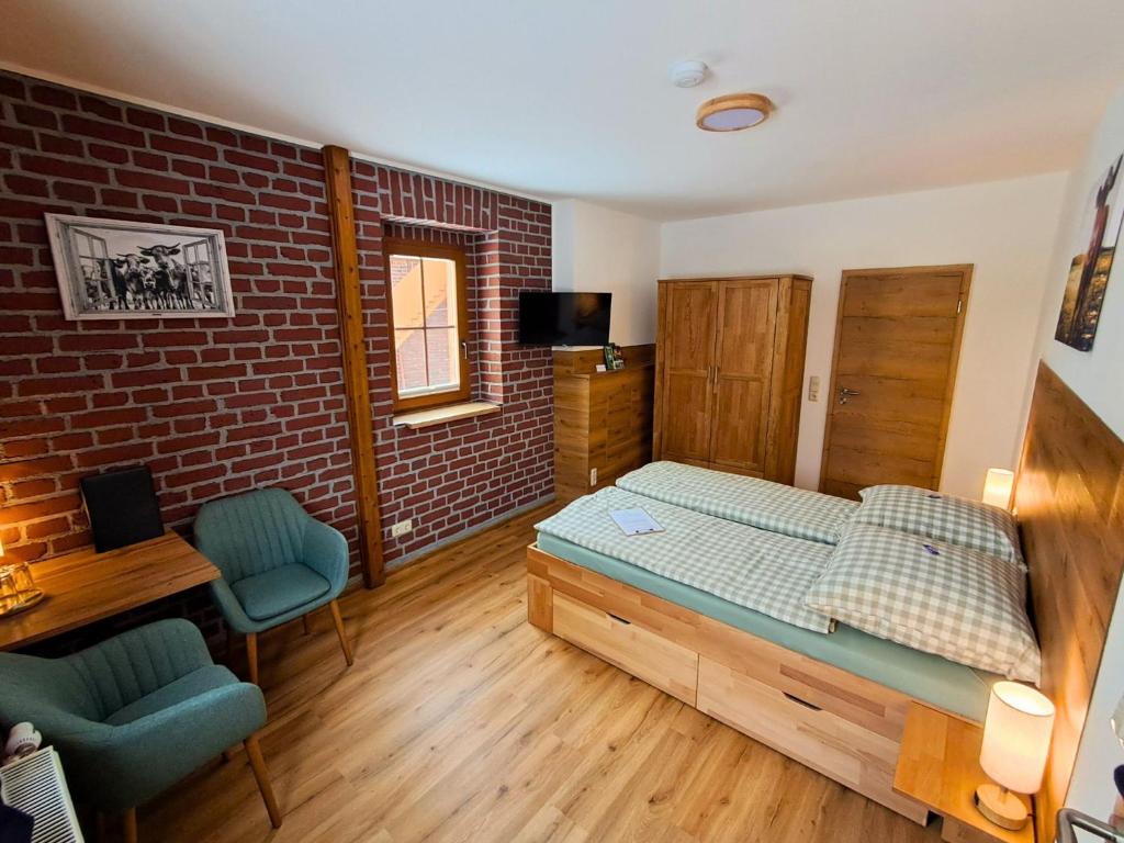 Pension Kronenburghof - 2