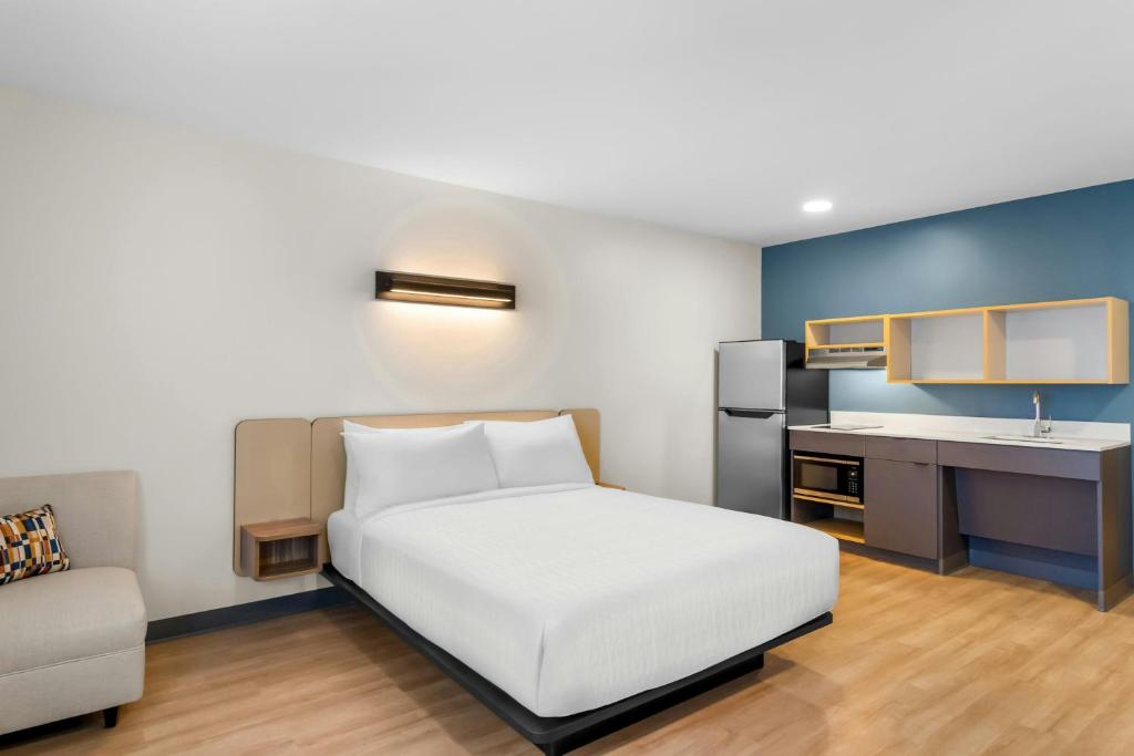 StudioRes by Marriott Jacksonville Orange Park - スタンダード クイーンルーム