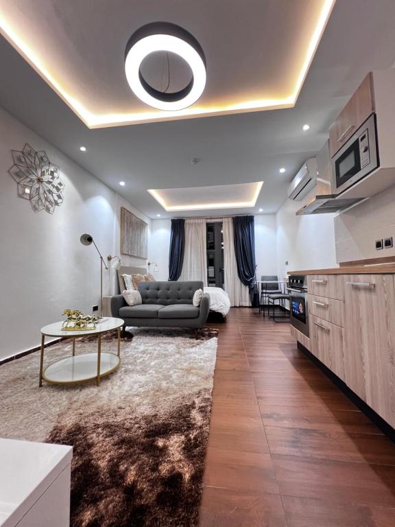 Curated visual reference: Picture Idea: Accra Luxury Studio Apartments Close To Airport Accra Aktualisierte