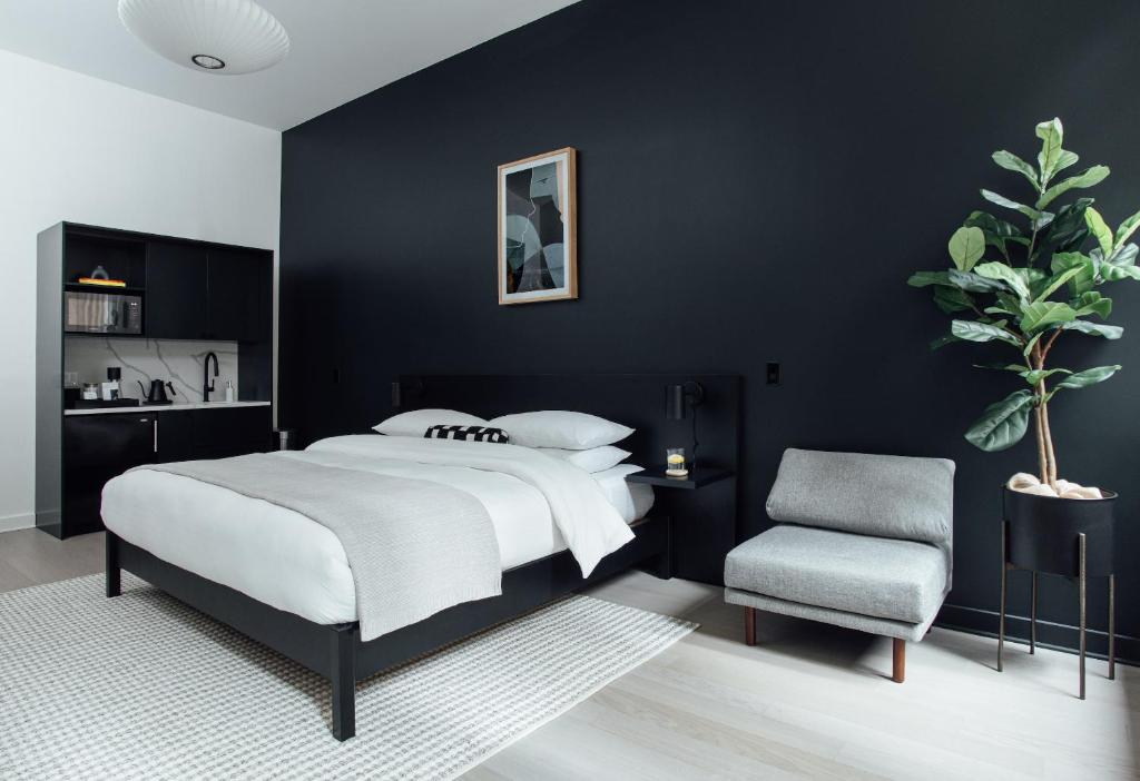 Mint House 70 Pine by Kasa photo