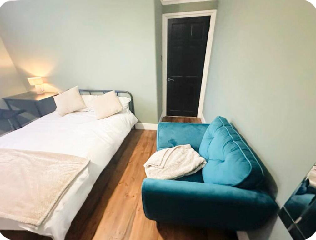 Wimbledon Area Apartment
