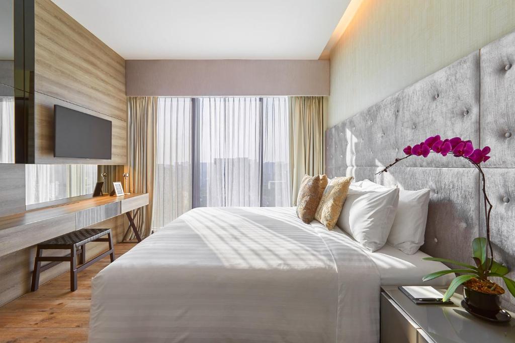 Pan Pacific Serviced Suites Beach Road, Singapore photo