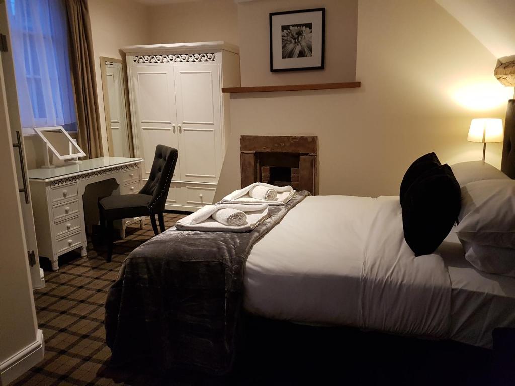 The Lion Hotel - 