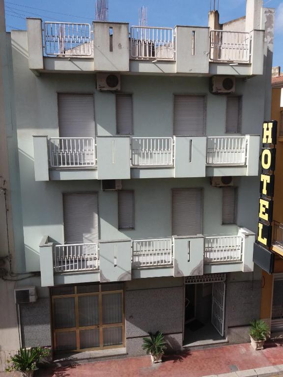 Hotel Europa - Deluxe Single Room With Balcony