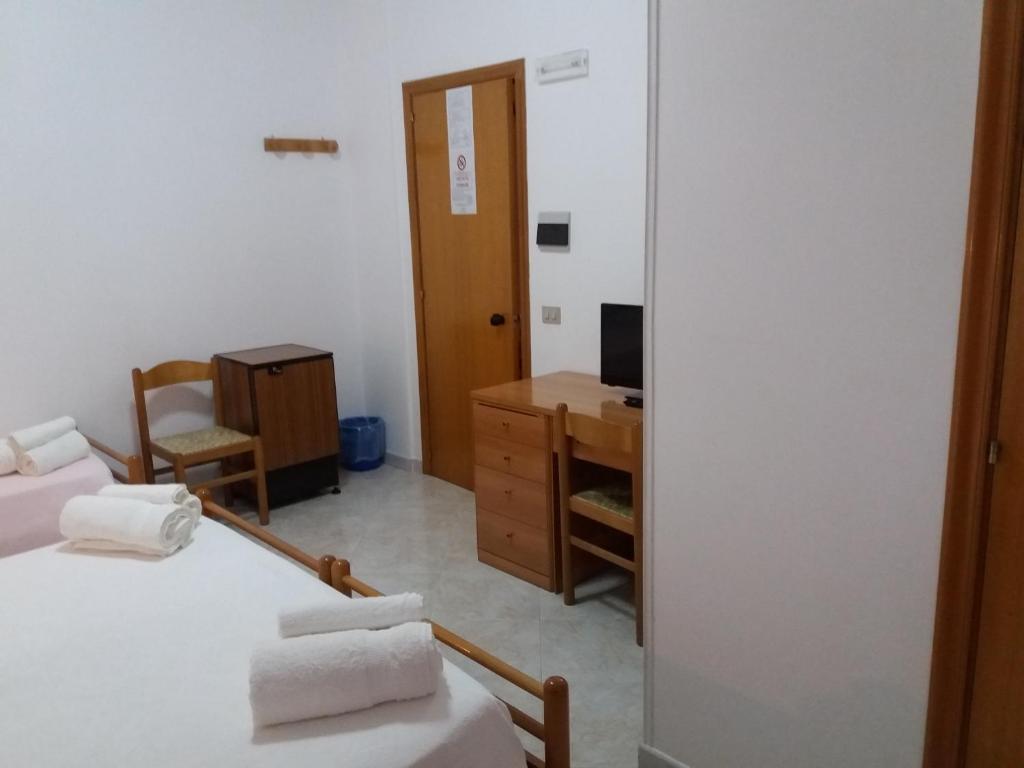 Hotel Europa - Classic Triple Room