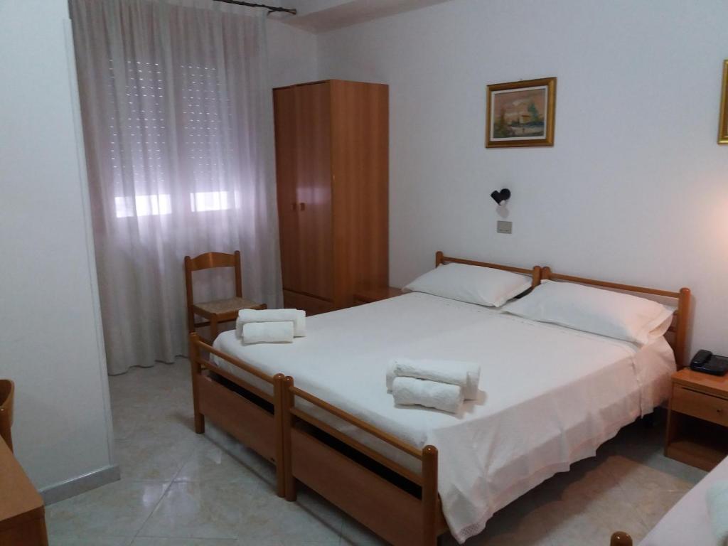 Hotel Europa - Deluxe Triple Room