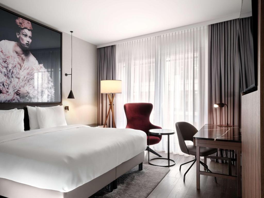 Radisson Collection Hotel, Berlin photo