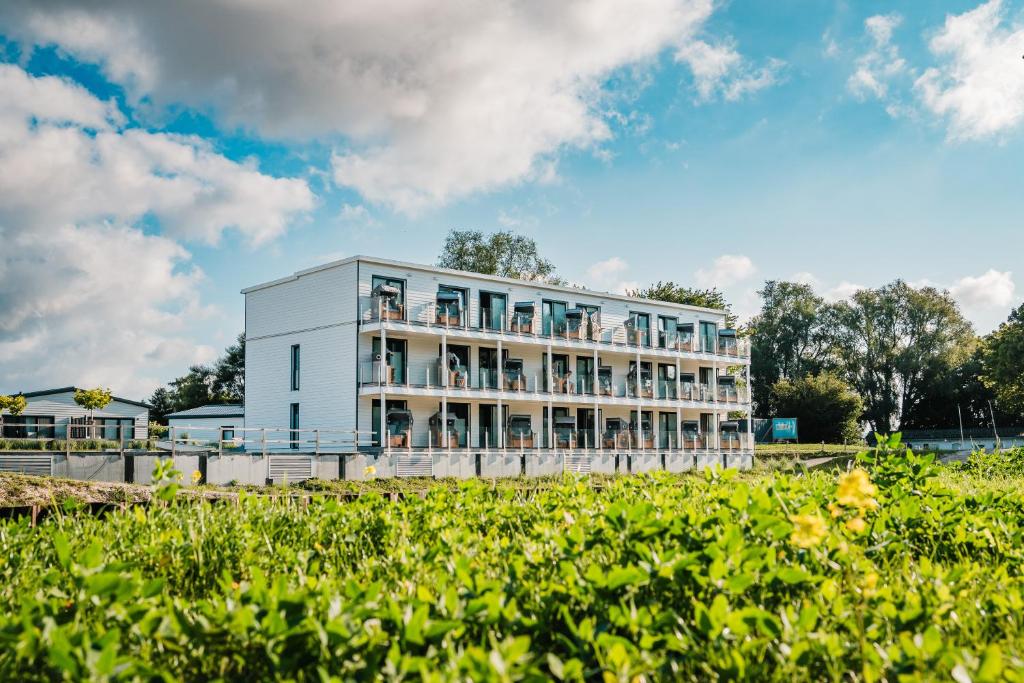 Marina Martinshafen - Lotsenhaus