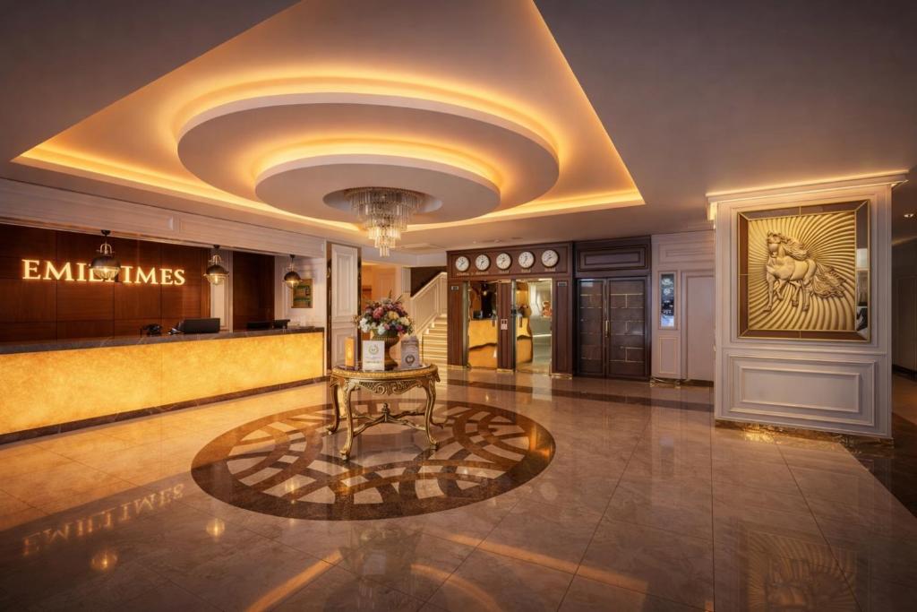 لابی و فضای عمومی Emirtimes Hotel&Spa - Tuzla - تصویر ۵