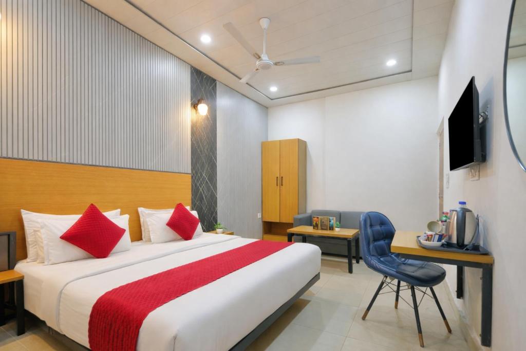 Hotel Downtown by Quadis - Sector 15 Noida — 5