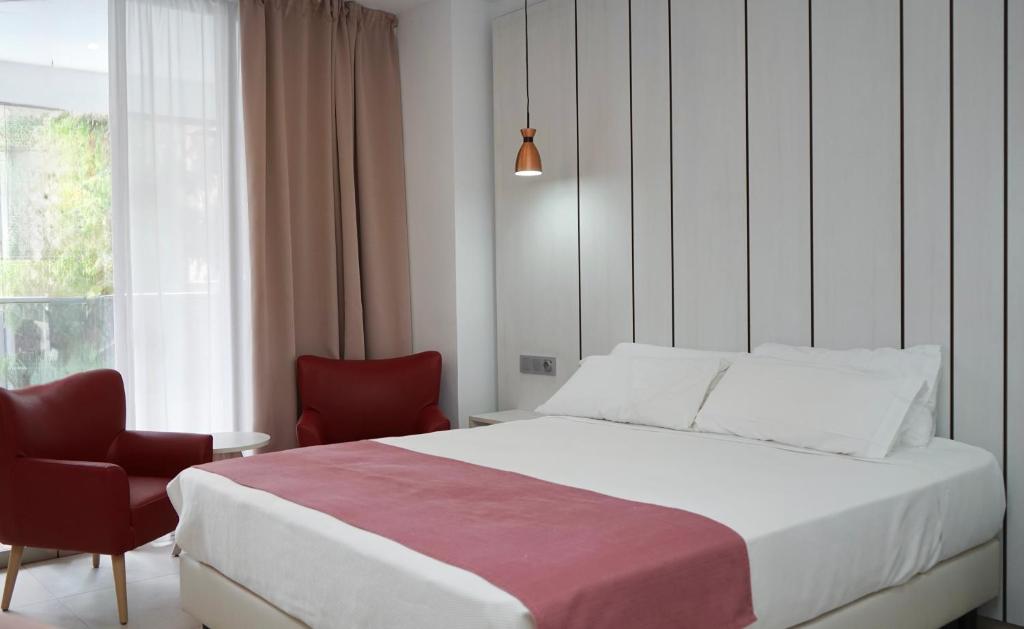 Aparthotel BCL Levante Beach - 