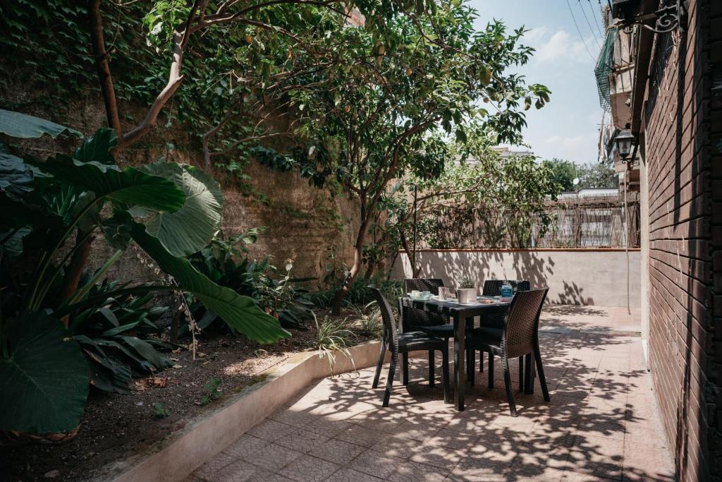 CasaNapoletana Charme&Garden Al Corso