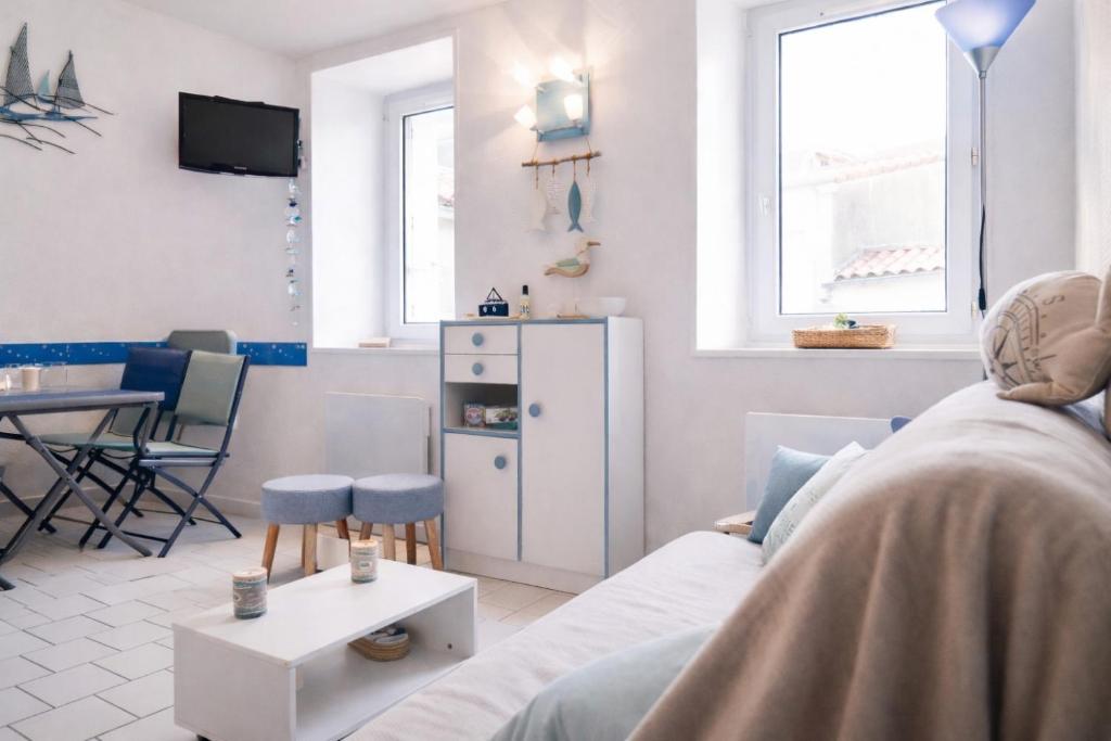 Appartement idéalement situé à deux pas du port de pêche !