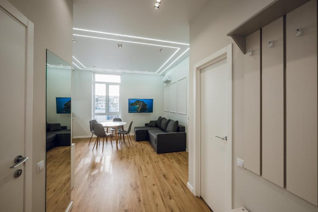 5-46 Zhemchuzhina 38, Zhylianska 68, Kyiv centre, fantastic city view, 15 kW backup power, Petrovdim Apartment photo 5