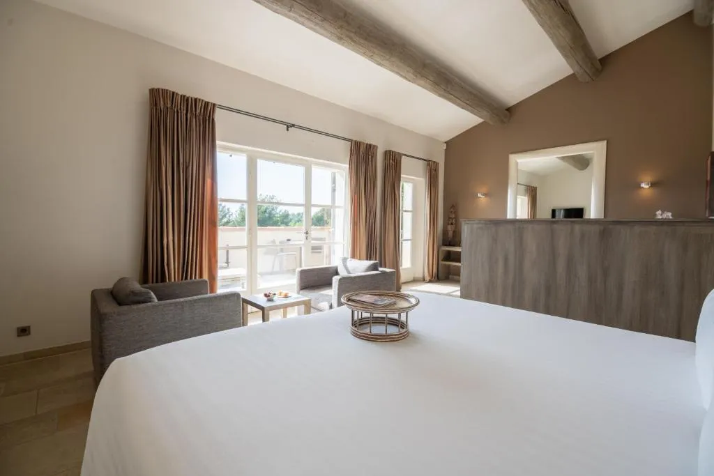 Junior Suite with Garden View