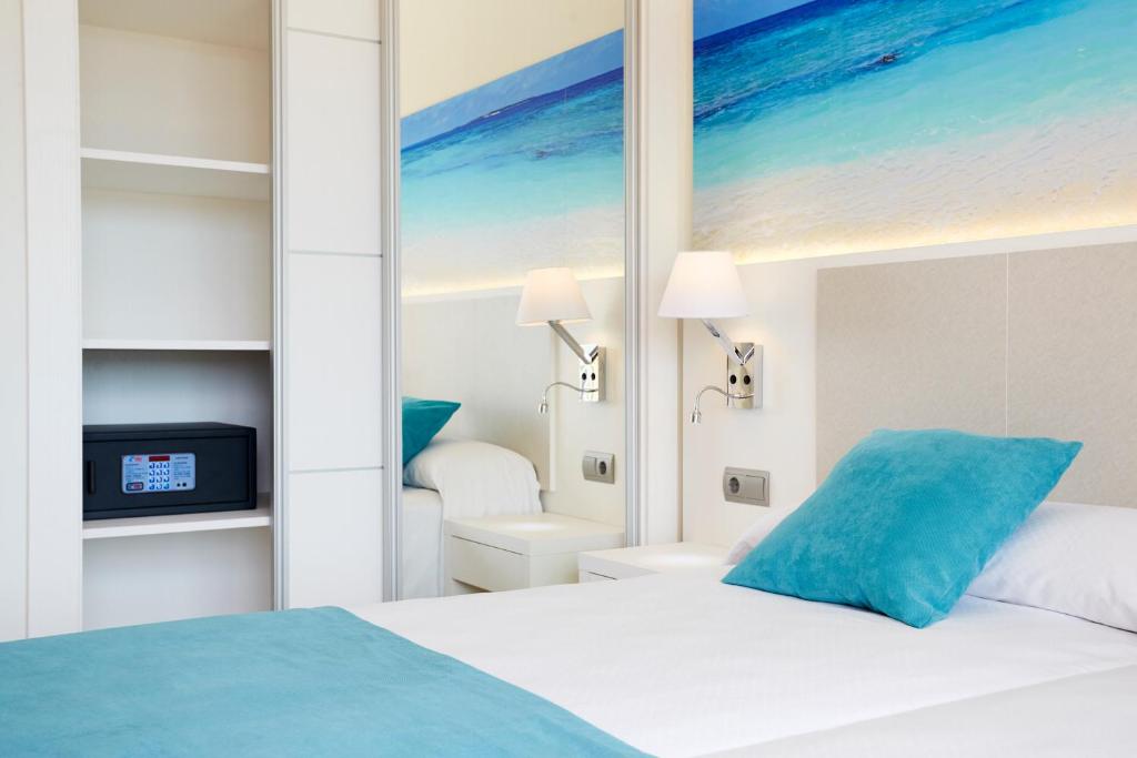 Invisa Hotel Es Pla - Adults Only, San Antonio – Bijgewerkte ...