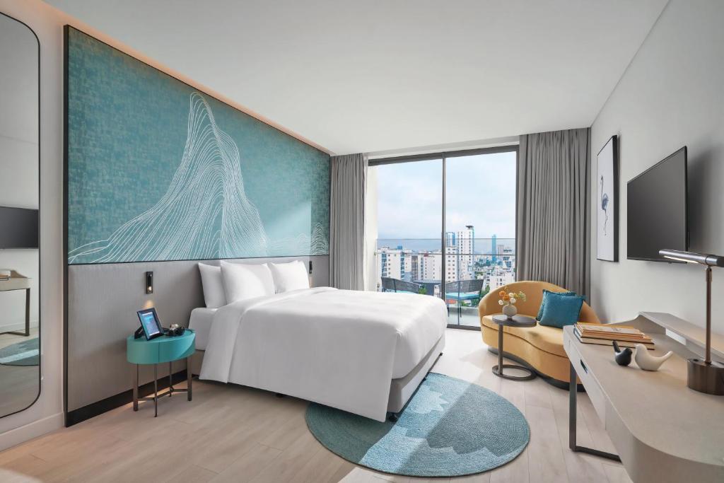 Phòng Deluxe có Giường cỡ King với Tầm nhìn ra Thành phố và Ban công