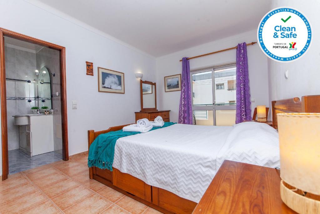 Seaview Meia-Praia Guesthouse