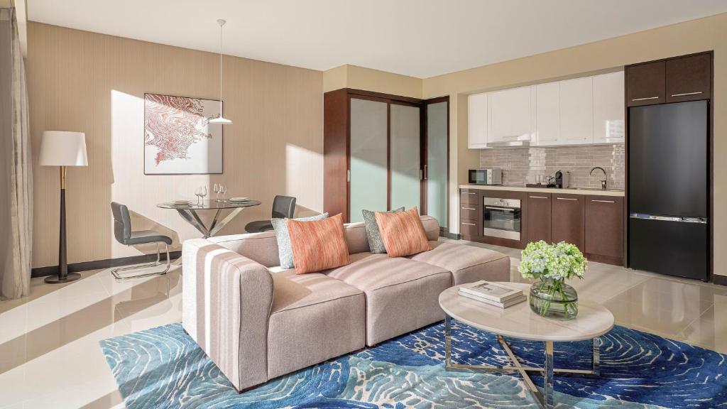 One-Bedroom Residence Suite with Bath