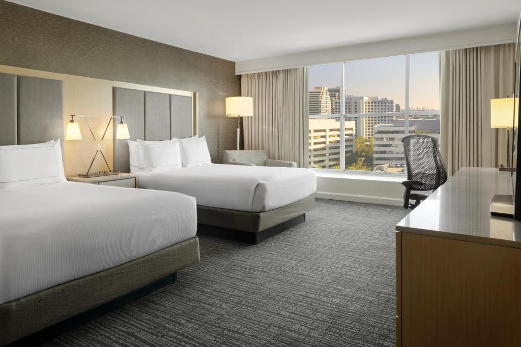 Hilton Los Angeles North-Glendale & Executive Meeting Center - 