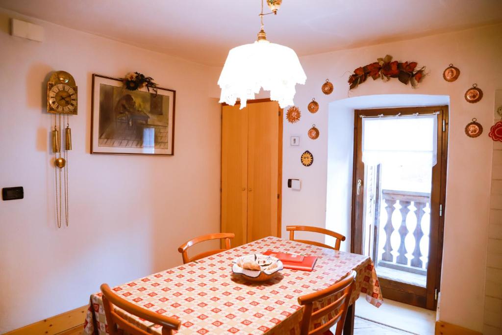 COL DE RIF Appartamento Storico nelle Dolomiti - Apartment Mit 1 Schlafzimmer, Balkon Und Bergblick