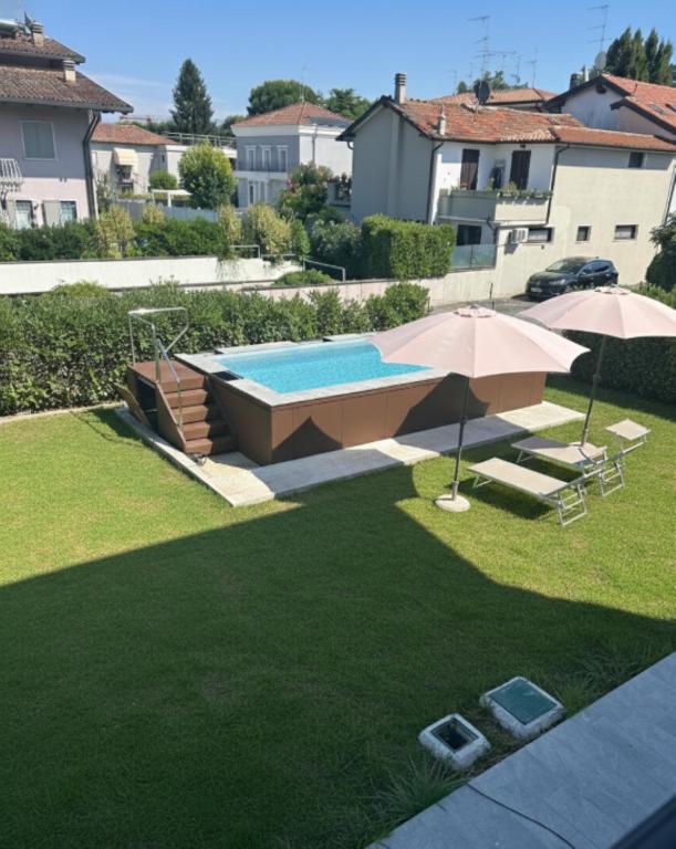 Apartment with Pool e Private Garage - Casa Holyvia Green