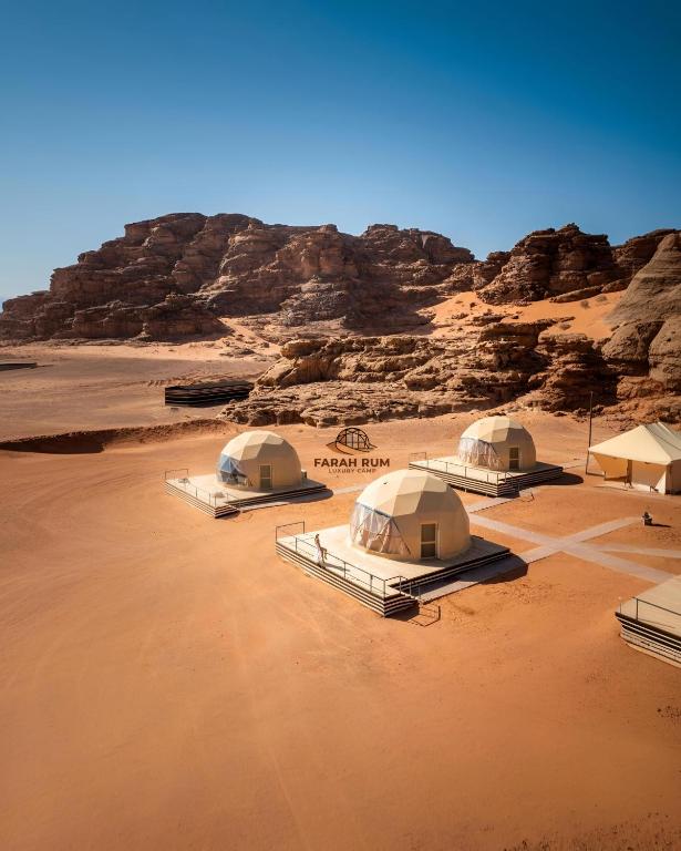 FARAH RUM LUXURY CAMP & Bubbles Hotel