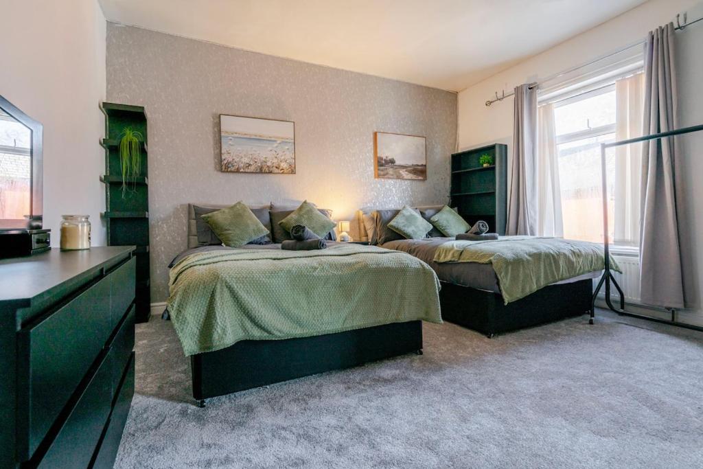 Westfield House, 2BR Sleeps 6, Oldham - Apartamento De Dos Dormitorios