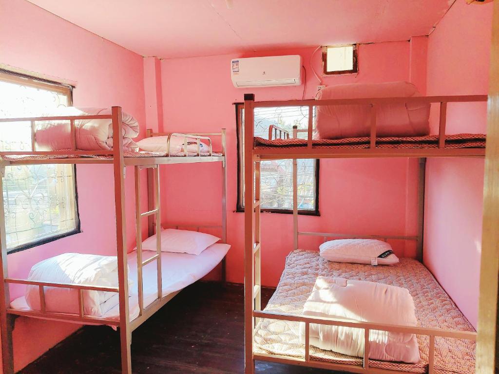 红桥餐厅 Red Bridge Hostel