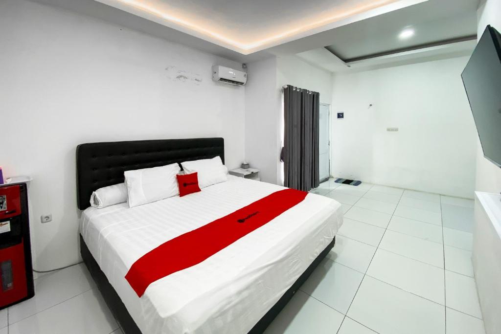 RedDoorz Sena Home near Stasiun Kroya Cilacap - ファミリールーム