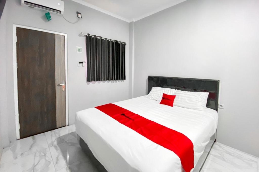 RedDoorz Sena Home near Stasiun Kroya Cilacap - スタンダード ダブルルーム