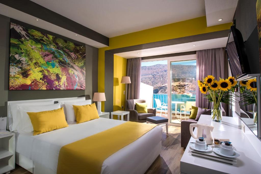 Fodele Beach Water Park Resort - 