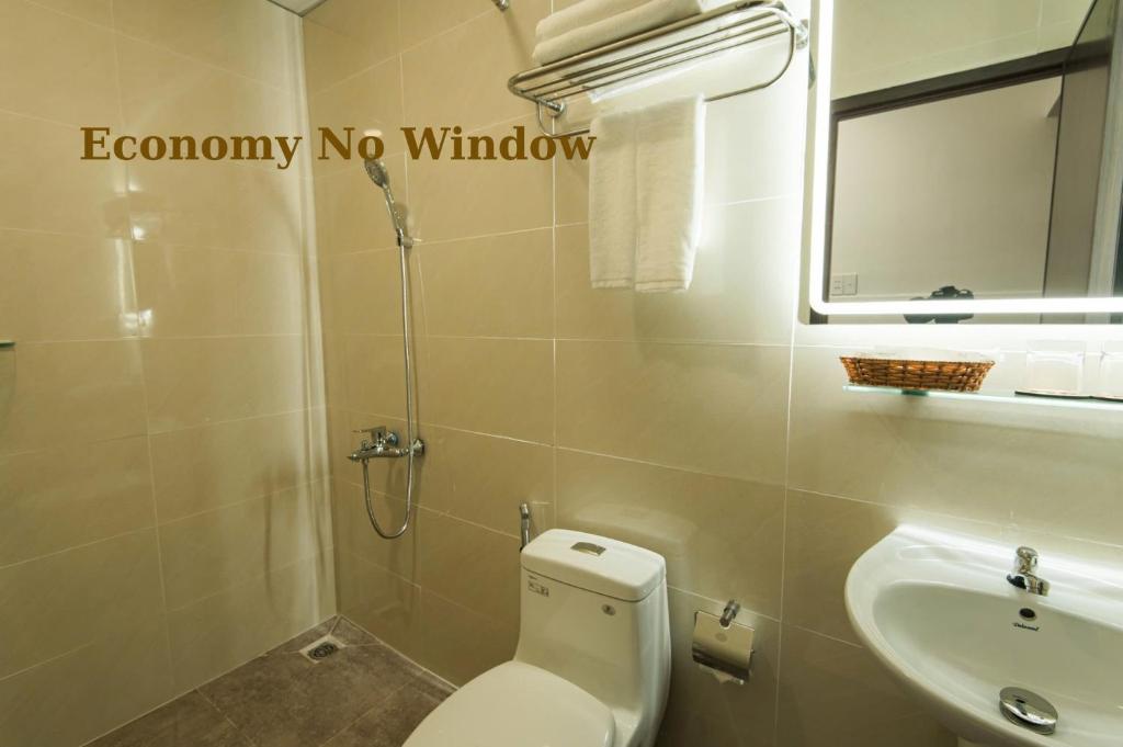Phòng Giường Đôi Hạng Tiết Kiệm