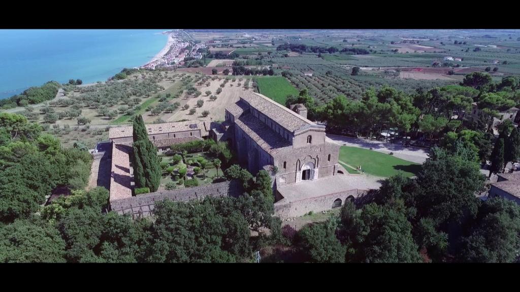 an aerial view of a building on a hill at Hotel Levante in Fossacesia