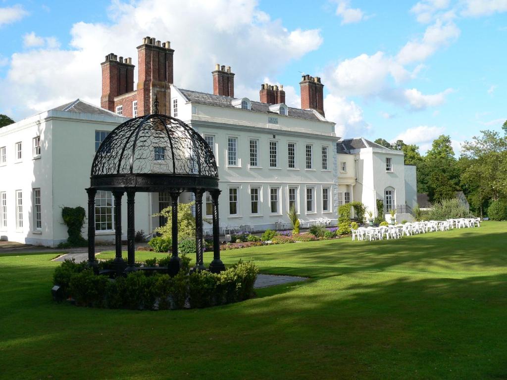 Afbeelding uit fotogalerij van Haughton Hall in Telford