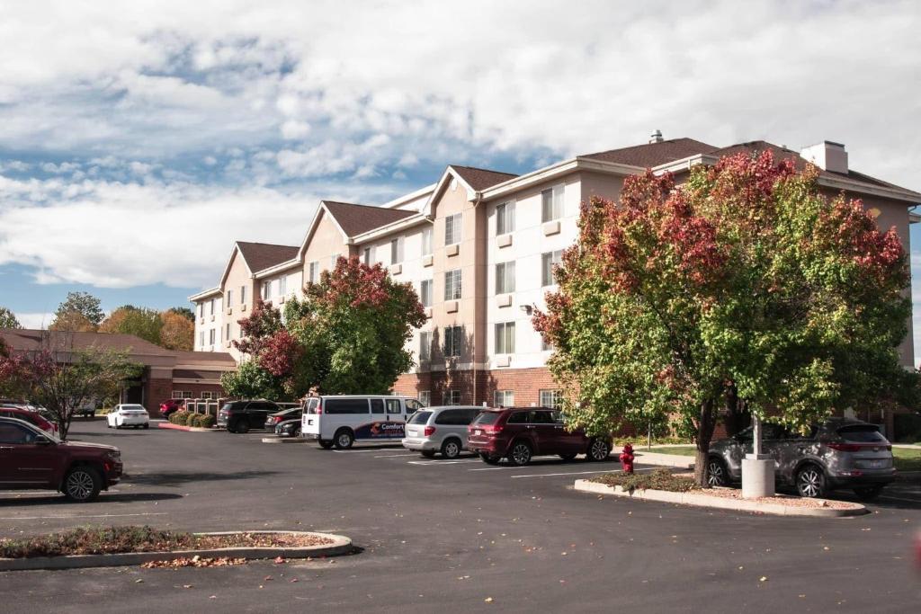 Comfort Suites Salt Lake City Airport photo