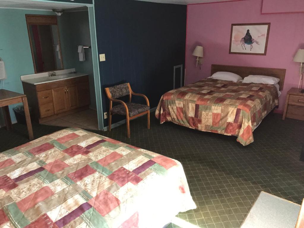 Western Inn Roswell - Queen Room Met Twee Queensize Bedden