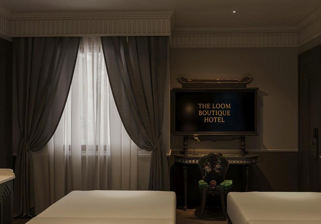 Deluxe Twin Room with Internal Window