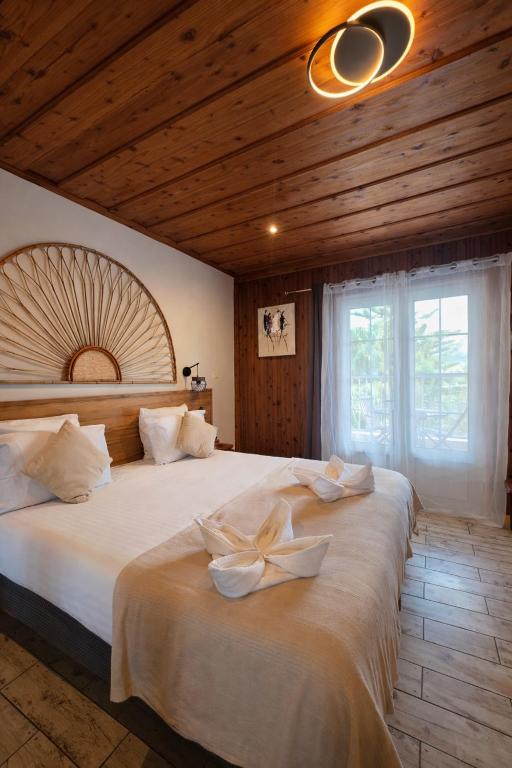 Hotel Des Neiges - 一楼舒适双人间，带浴缸