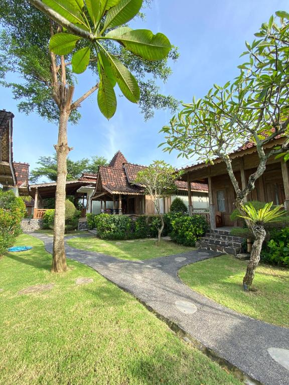 Blue Harbor Beachfront Villas & Resto - 19