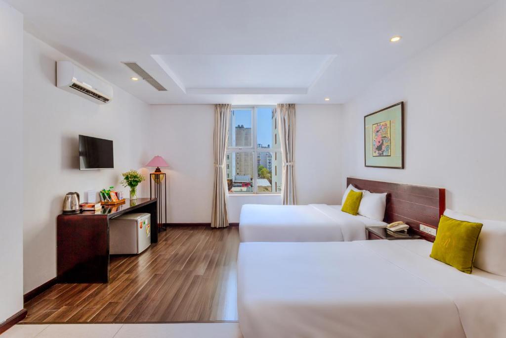 Richico Apartments And Hotel - 