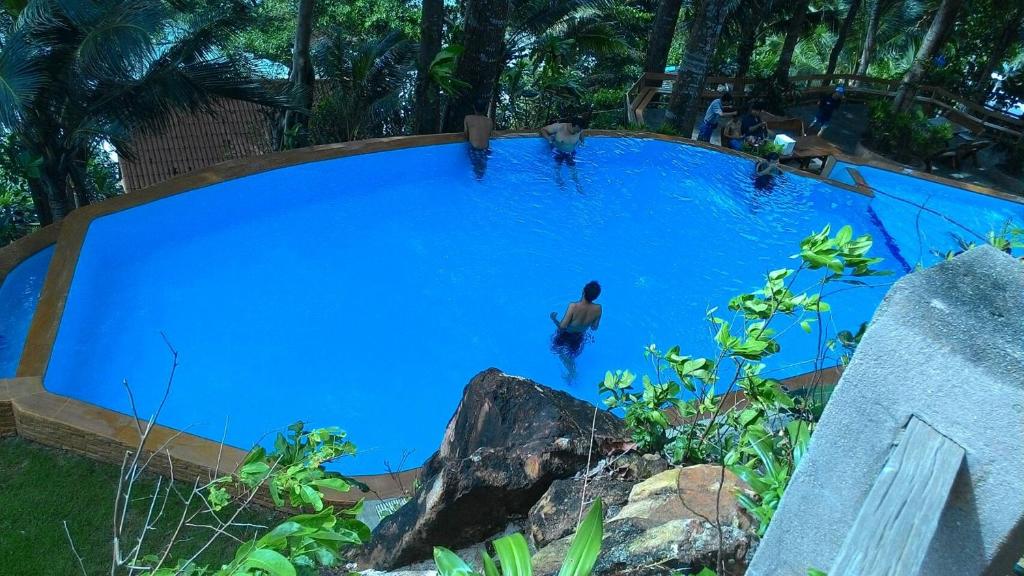 Bazén v ubytování Chang Cliff Resort nebo v jeho okolí