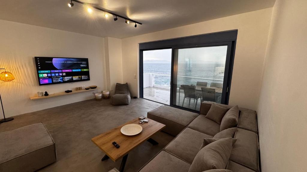 NV seafront suites Aegina