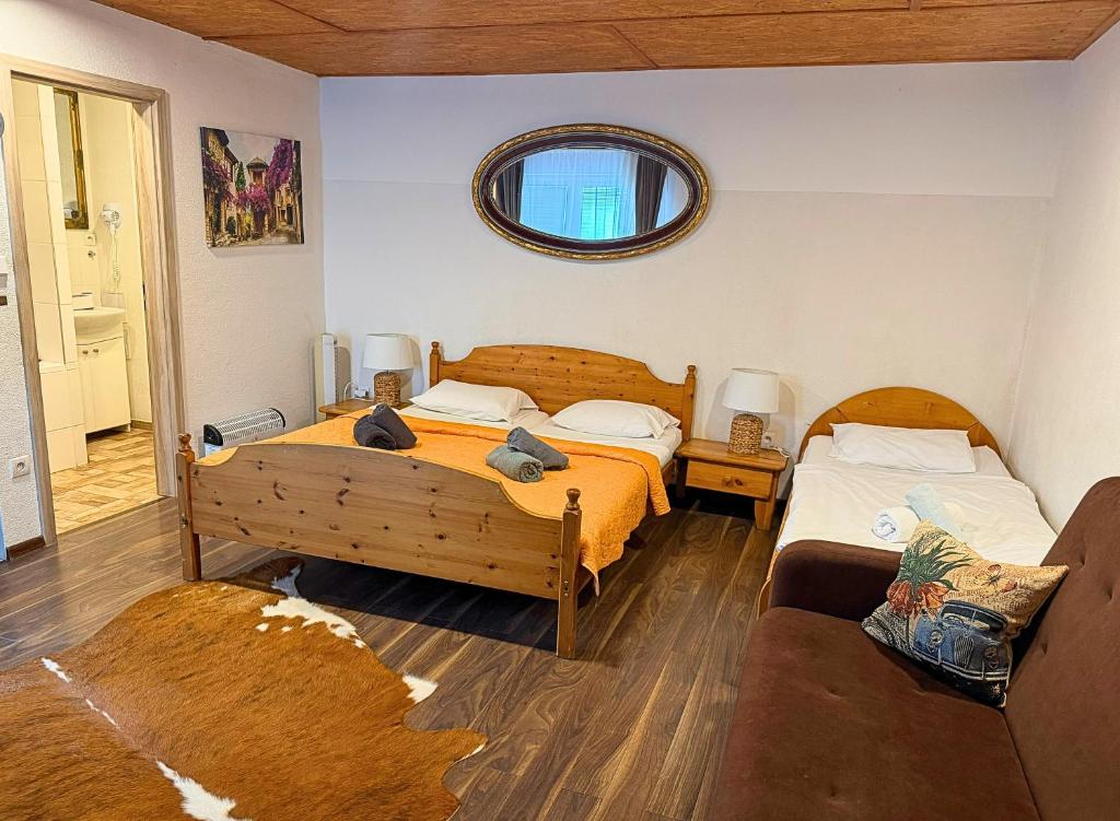Apartments Prestige VILLA IVICA with daily reception, pool & spa, restaurant - 