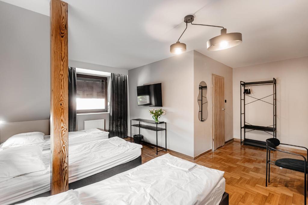 Hotel Zodiak - Quadruple Room
