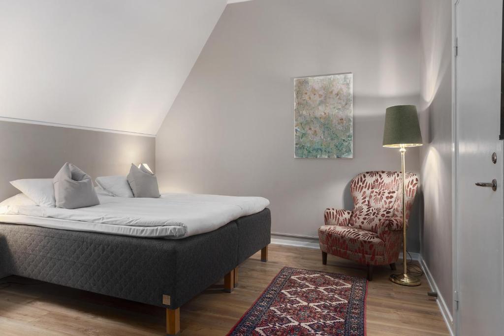 Grand Hotel Jonkoping, BW Signature Collection - Family King Room With Sofa Bed
